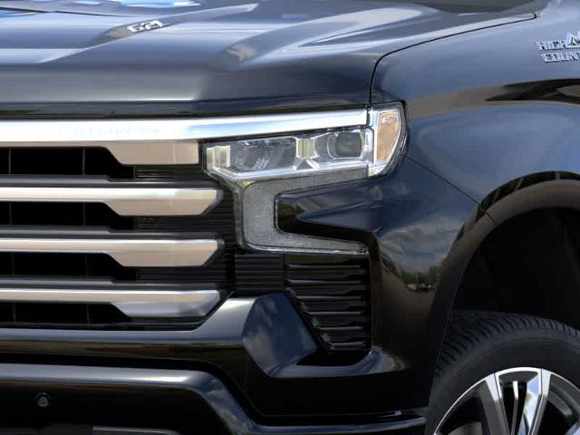 2025 Chevrolet Silverado 1500 Vehicle Photo in MOON TOWNSHIP, PA 15108-2571