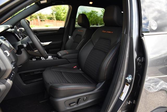 2025 Nissan Pathfinder Vehicle Photo in Ballwin, MO 63011