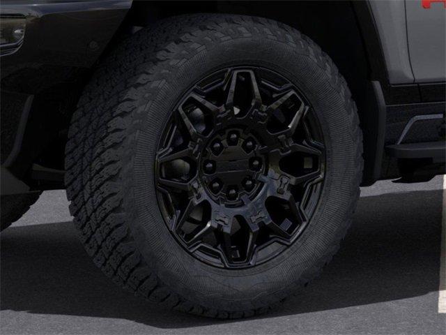 2025 GMC HUMMER EV SUV Vehicle Photo in PUYALLUP, WA 98371-4149