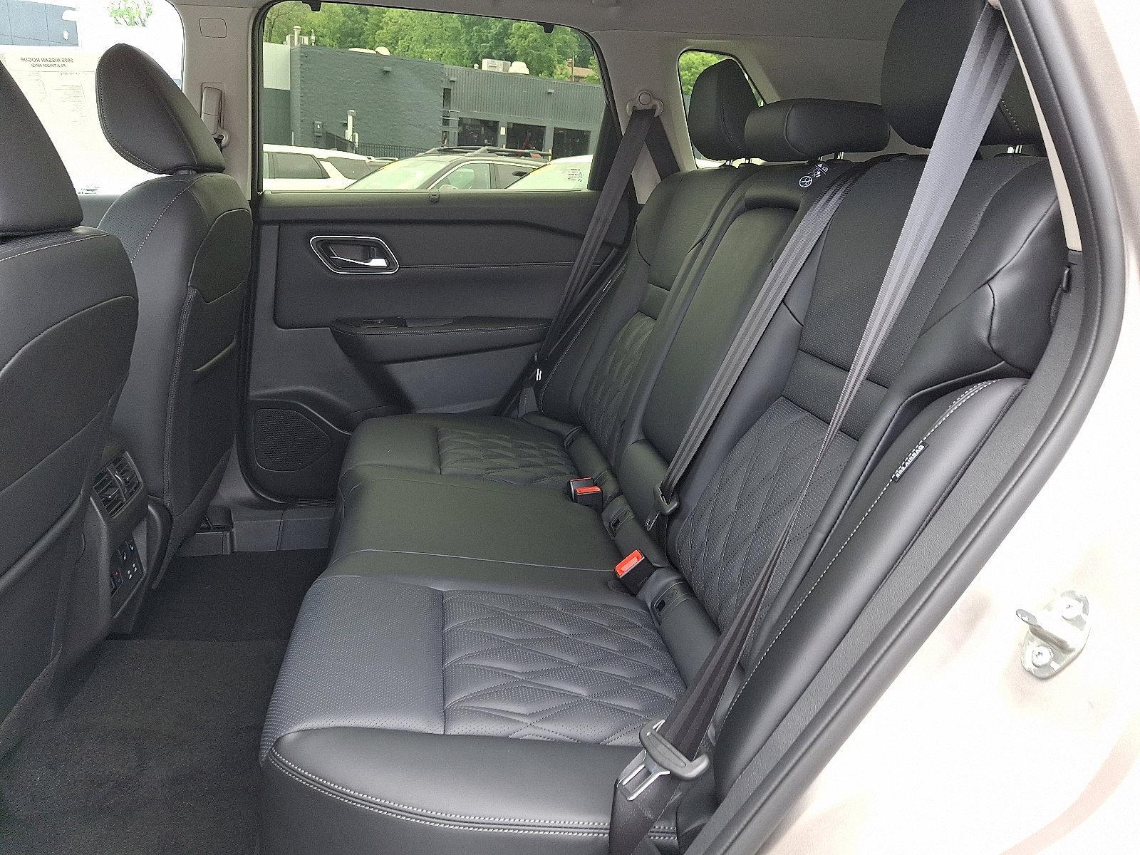 2025 Nissan Rogue Vehicle Photo in Jenkintown, PA 19046