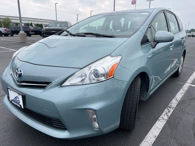 2014 Toyota Prius v Vehicle Photo in GREEN BAY, WI 54304-5303