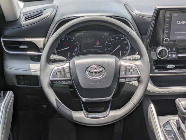 2021 Toyota Highlander Vehicle Photo in SELMA, TX 78154-1460