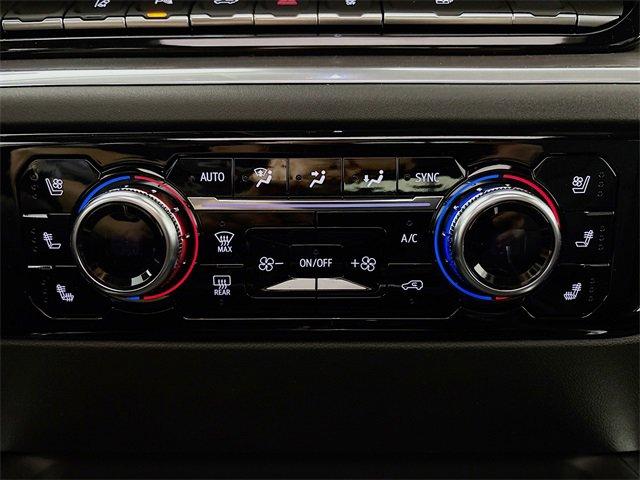 2025 GMC Sierra 3500 HD Vehicle Photo in PUYALLUP, WA 98371-4149