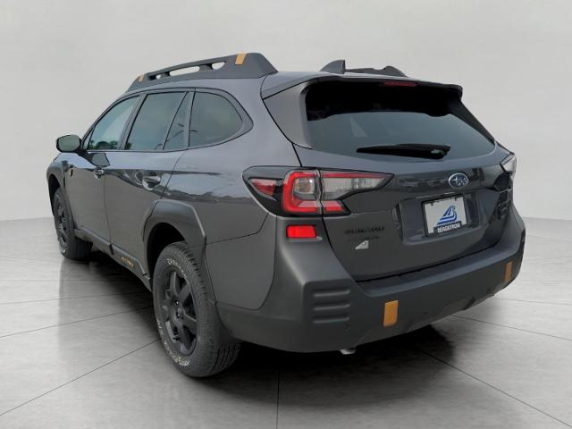 2025 Subaru Outback Vehicle Photo in Green Bay, WI 54304