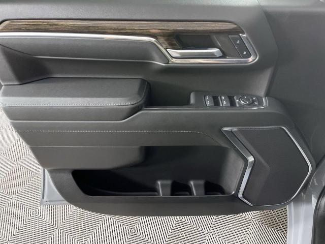 2024 GMC Sierra 1500 Vehicle Photo in GILBERT, AZ 85297-0402