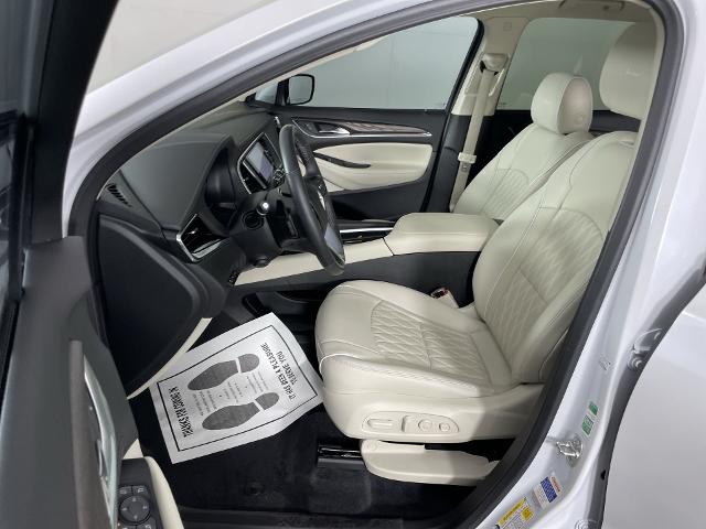 2024 Buick Enclave Vehicle Photo in GILBERT, AZ 85297-0402