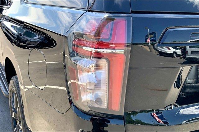 2023 Chevrolet Suburban Vehicle Photo in KANSAS CITY, MO 64114-4502