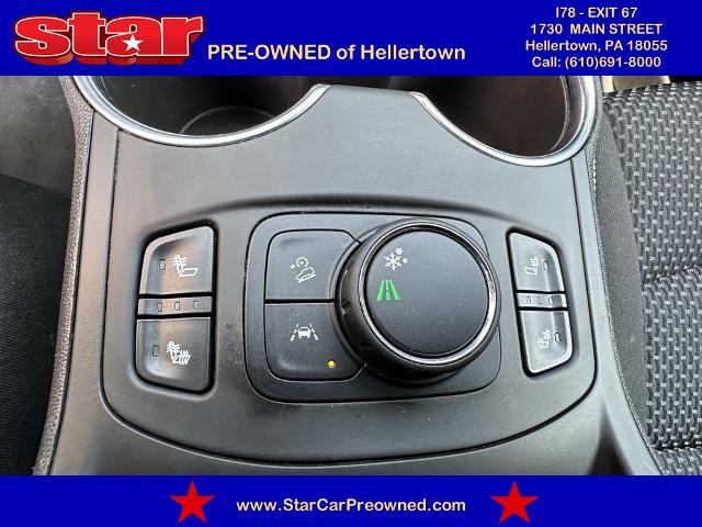2022 GMC Terrain Vehicle Photo in Hellertown, PA 18055