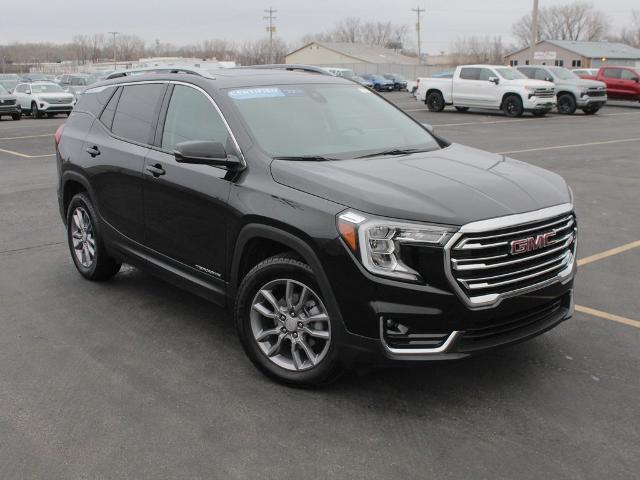 2024 GMC Terrain Vehicle Photo in GREEN BAY, WI 54304-5303