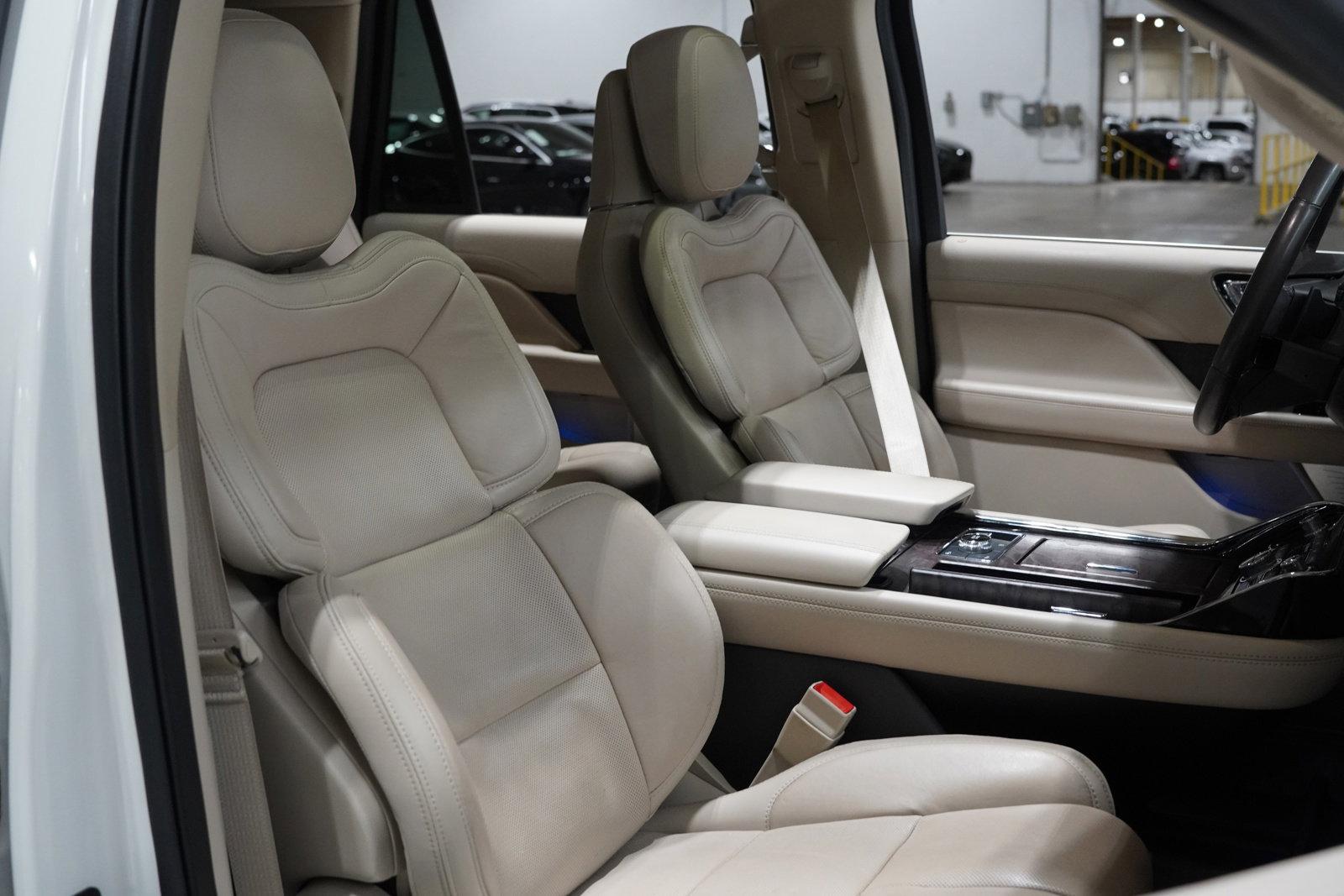 2020 Lincoln Navigator L Vehicle Photo in GRAPEVINE, TX 76051