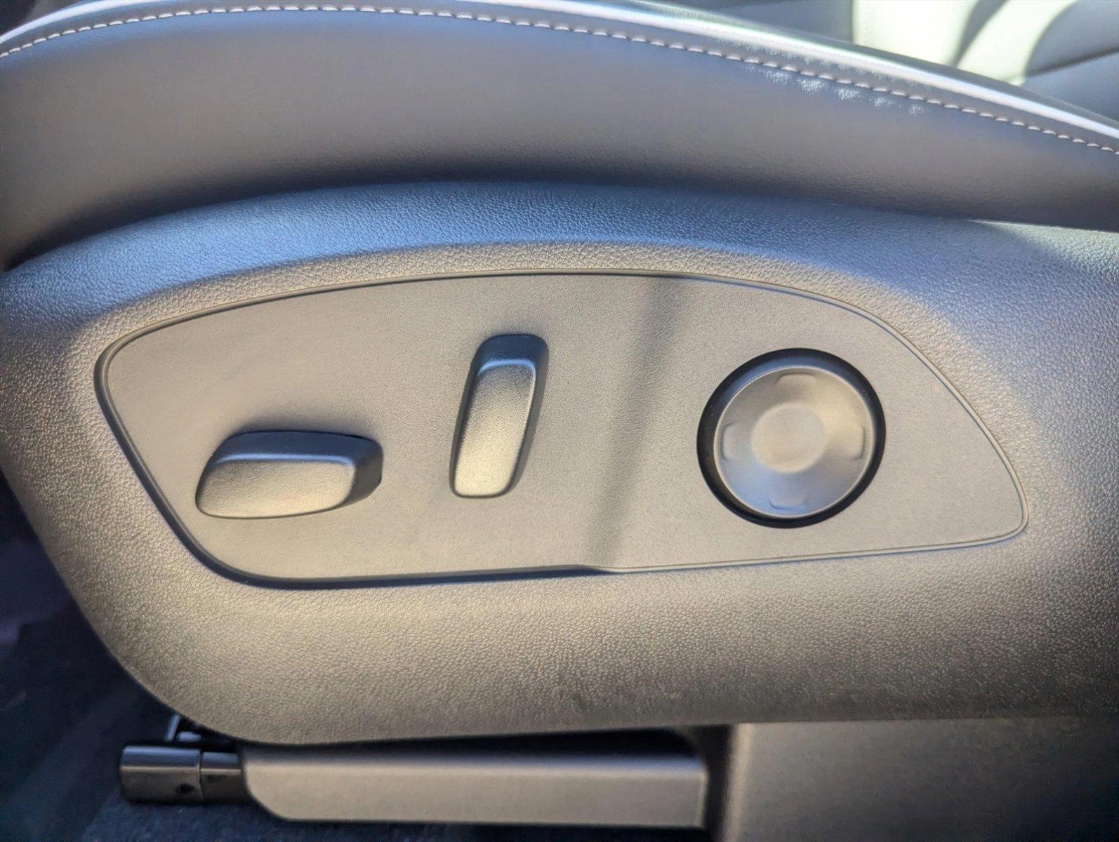 2025 Buick Enclave Vehicle Photo in CORPUS CHRISTI, TX 78412-4902