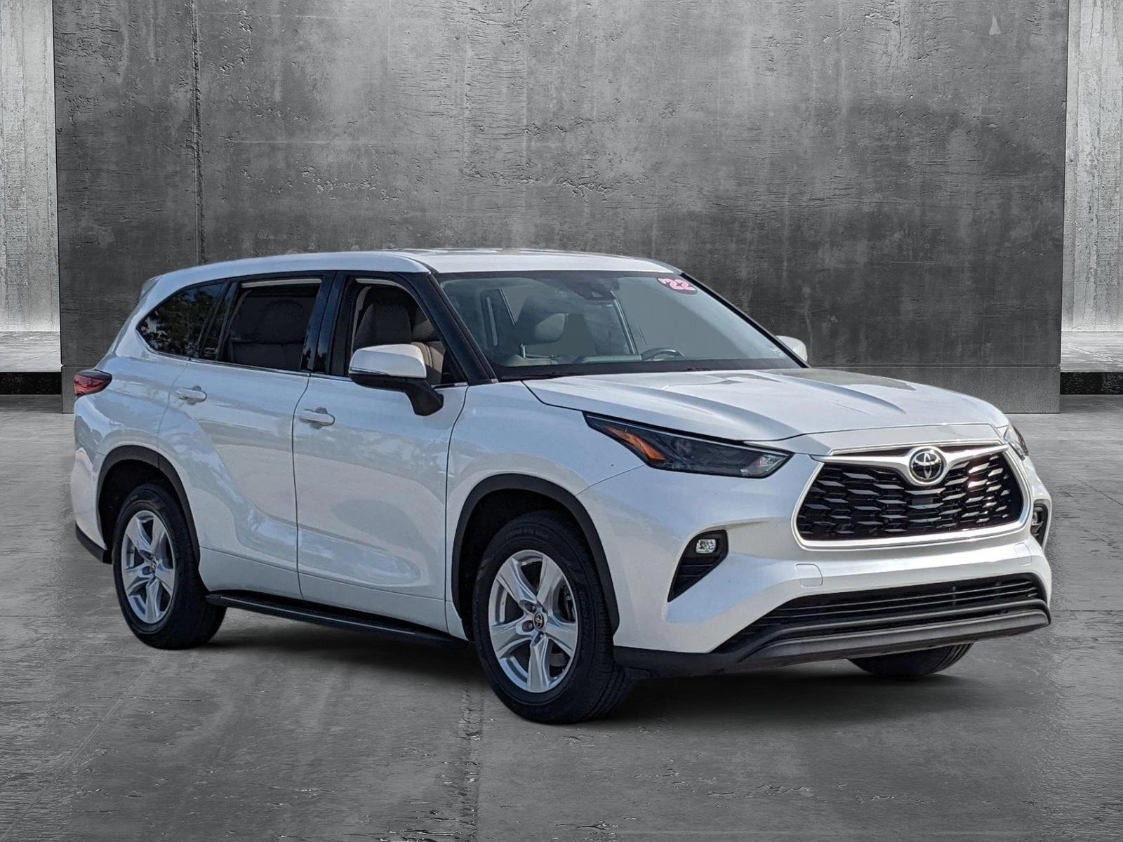 2022 Toyota Highlander Vehicle Photo in Davie, FL 33331