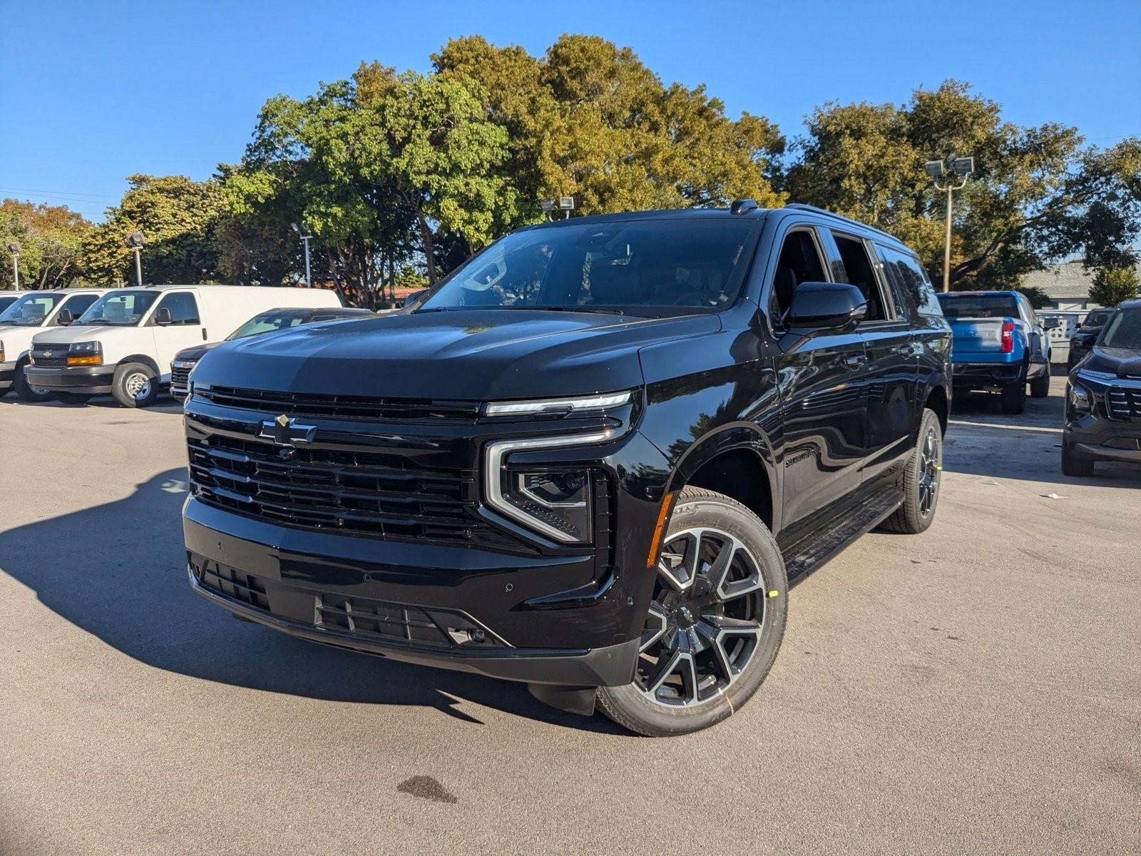 2025 Chevrolet Suburban Vehicle Photo in MIAMI, FL 33134-2699