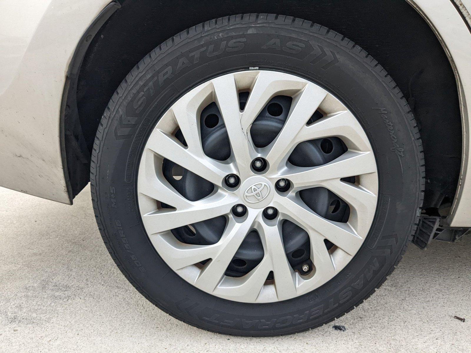 2018 Toyota Corolla Vehicle Photo in Jacksonville, FL 32244
