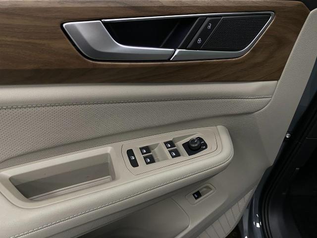 2025 Volkswagen Atlas Vehicle Photo in Appleton, WI 54913