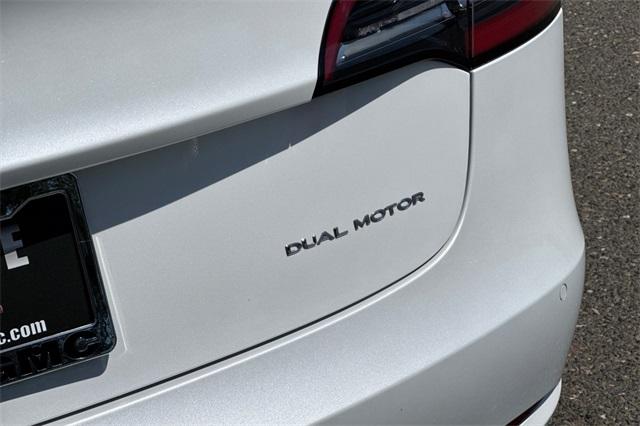 2020 Tesla Model 3 Vehicle Photo in ELK GROVE, CA 95757-8703