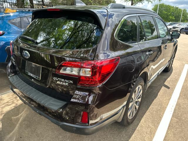 2017 Subaru Outback Vehicle Photo in DALLAS, TX 75209