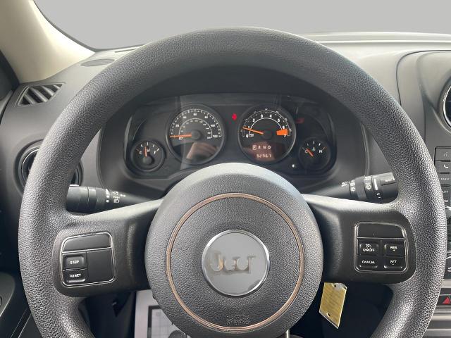 2016 Jeep Patriot Vehicle Photo in Appleton, WI 54913