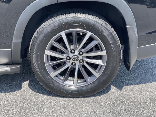 2019 Toyota Highlander Vehicle Photo in BENTONVILLE, AR 72712-4322