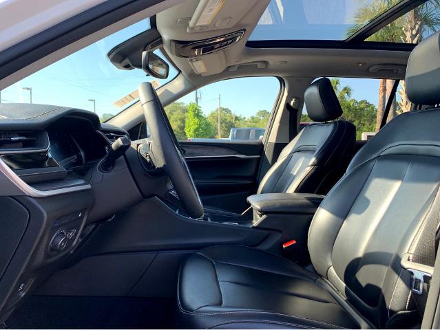 2023 Jeep Grand Cherokee 4xe Vehicle Photo in BEAUFORT, SC 29906-4218