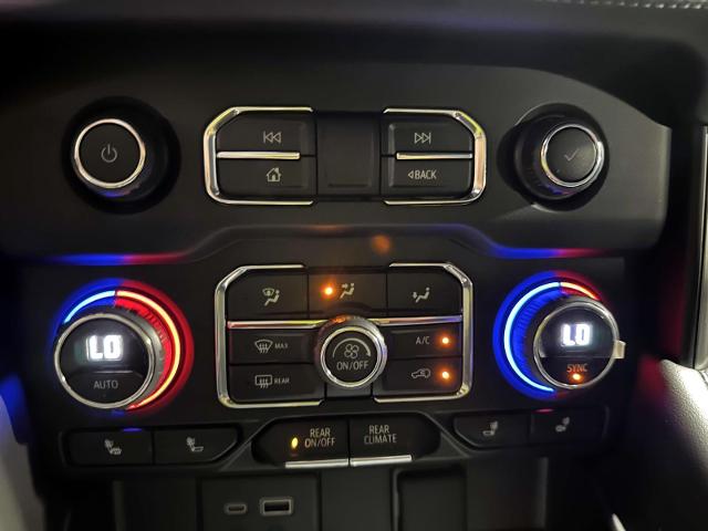 2023 Chevrolet Suburban Vehicle Photo in Roslyn, NY 11576