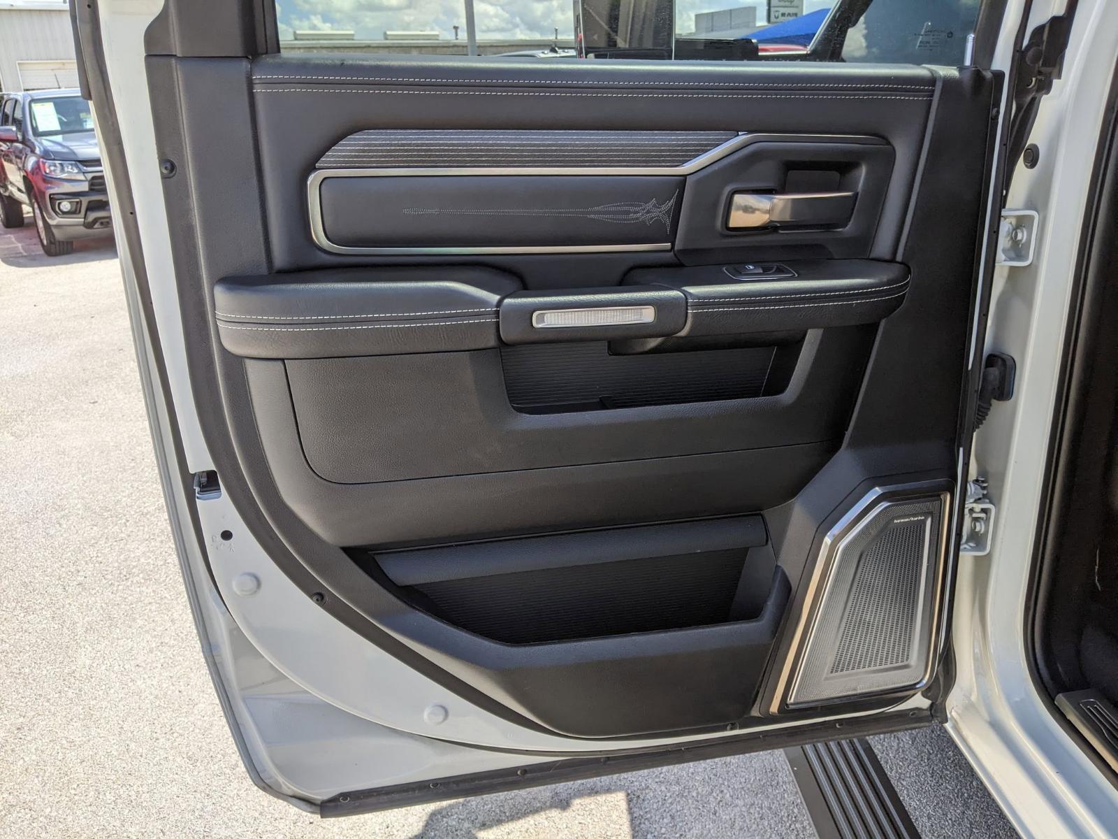 2019 Ram 3500 Vehicle Photo in Seguin, TX 78155
