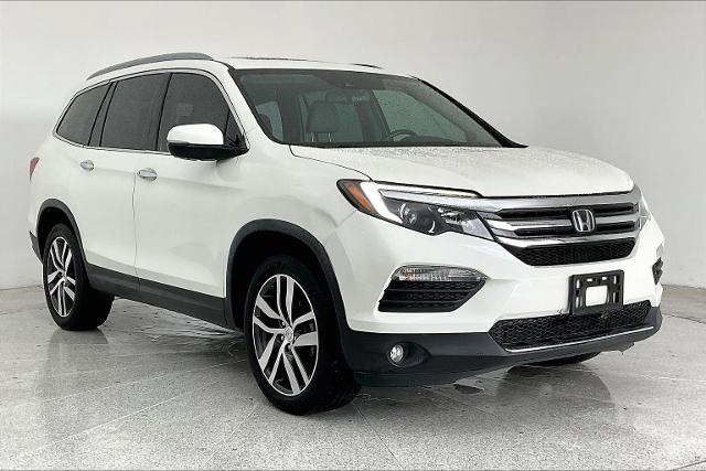 2017 Honda Pilot Vehicle Photo in San Antonio, TX 78230
