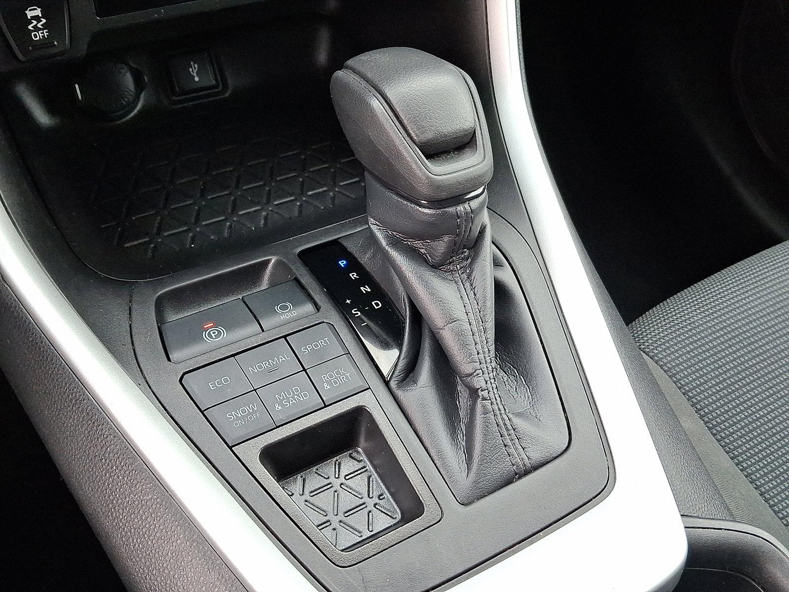 2022 Toyota RAV4 Vehicle Photo in Trevose, PA 19053
