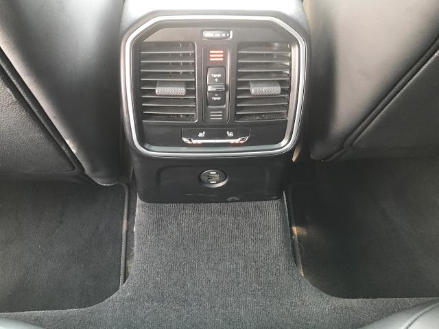 2019 Porsche Macan Vehicle Photo in GREEN BAY, WI 54303-3330