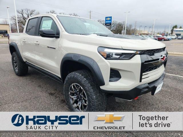 White Sands 2026 Chevrolet Colorado ZR2 Crew Cab 4WD Pickup Truck Four-Wheel Drive 8-Speed Automatic