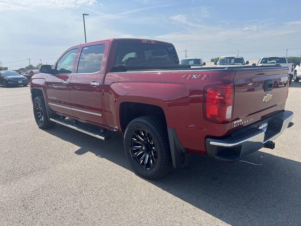 2018 Chevrolet Silverado 1500 Vehicle Photo in Marion, IA 52302