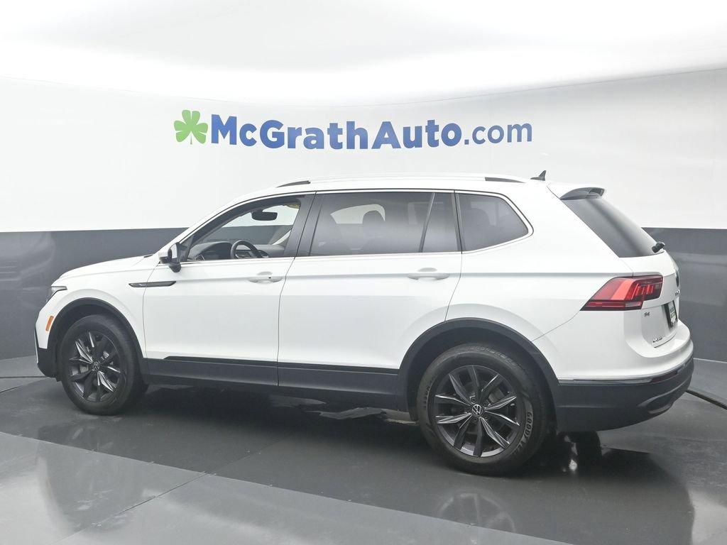 2022 Volkswagen Tiguan Vehicle Photo in Marion, IA 52302