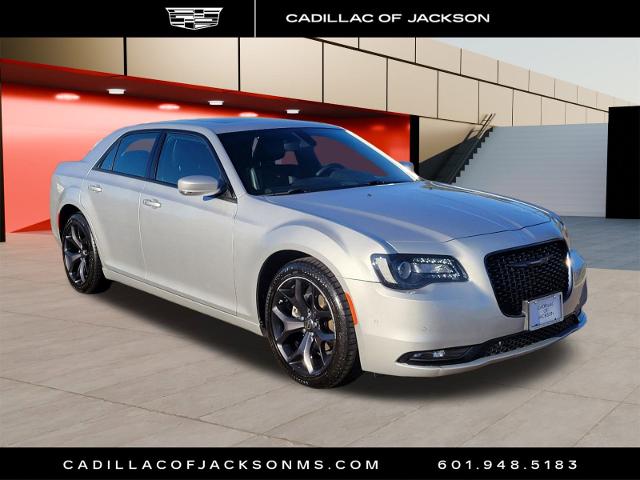 2023 Chrysler 300 Vehicle Photo in RIDGELAND, MS 39157-4406