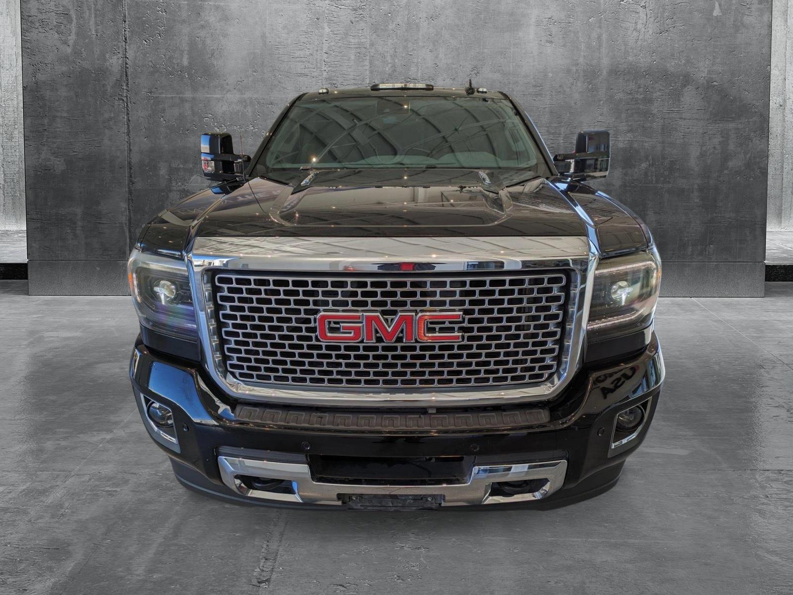 2015 GMC Sierra 2500HD available WiFi Vehicle Photo in Las Vegas, NV 89149