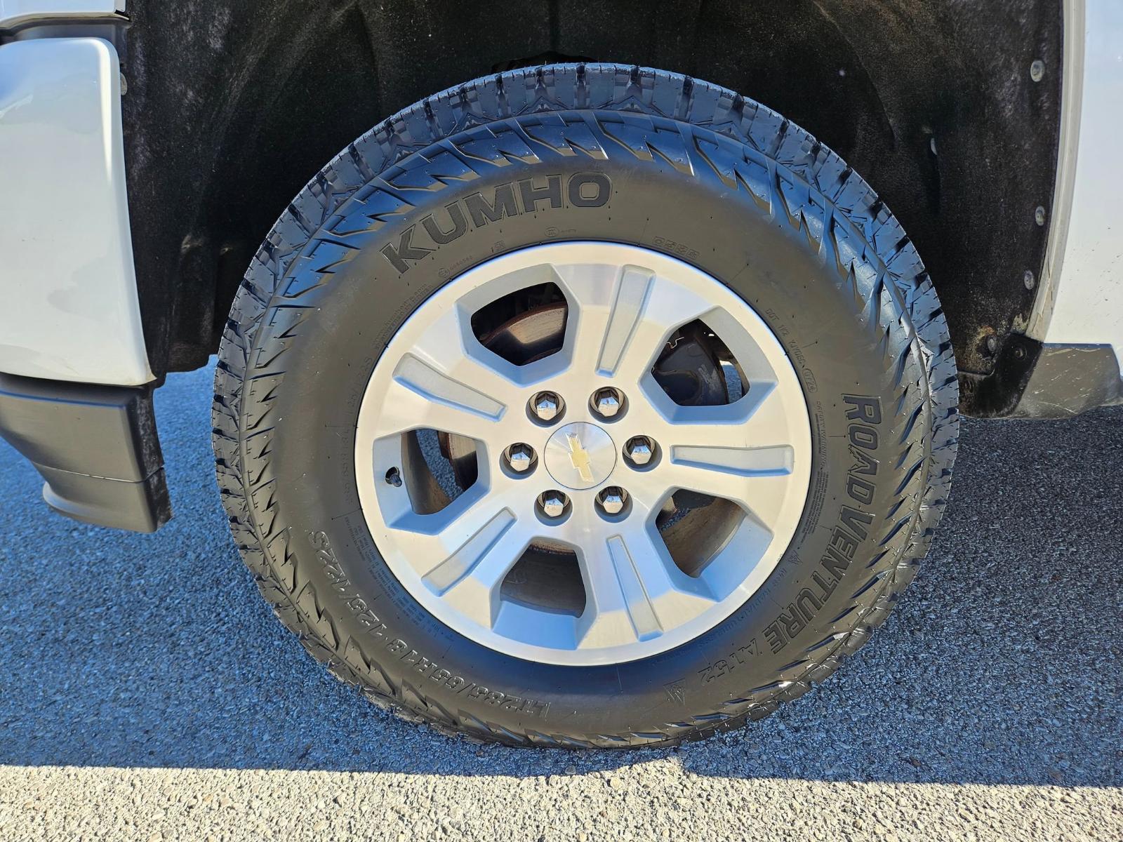 2017 Chevrolet Silverado 1500 Vehicle Photo in Seguin, TX 78155