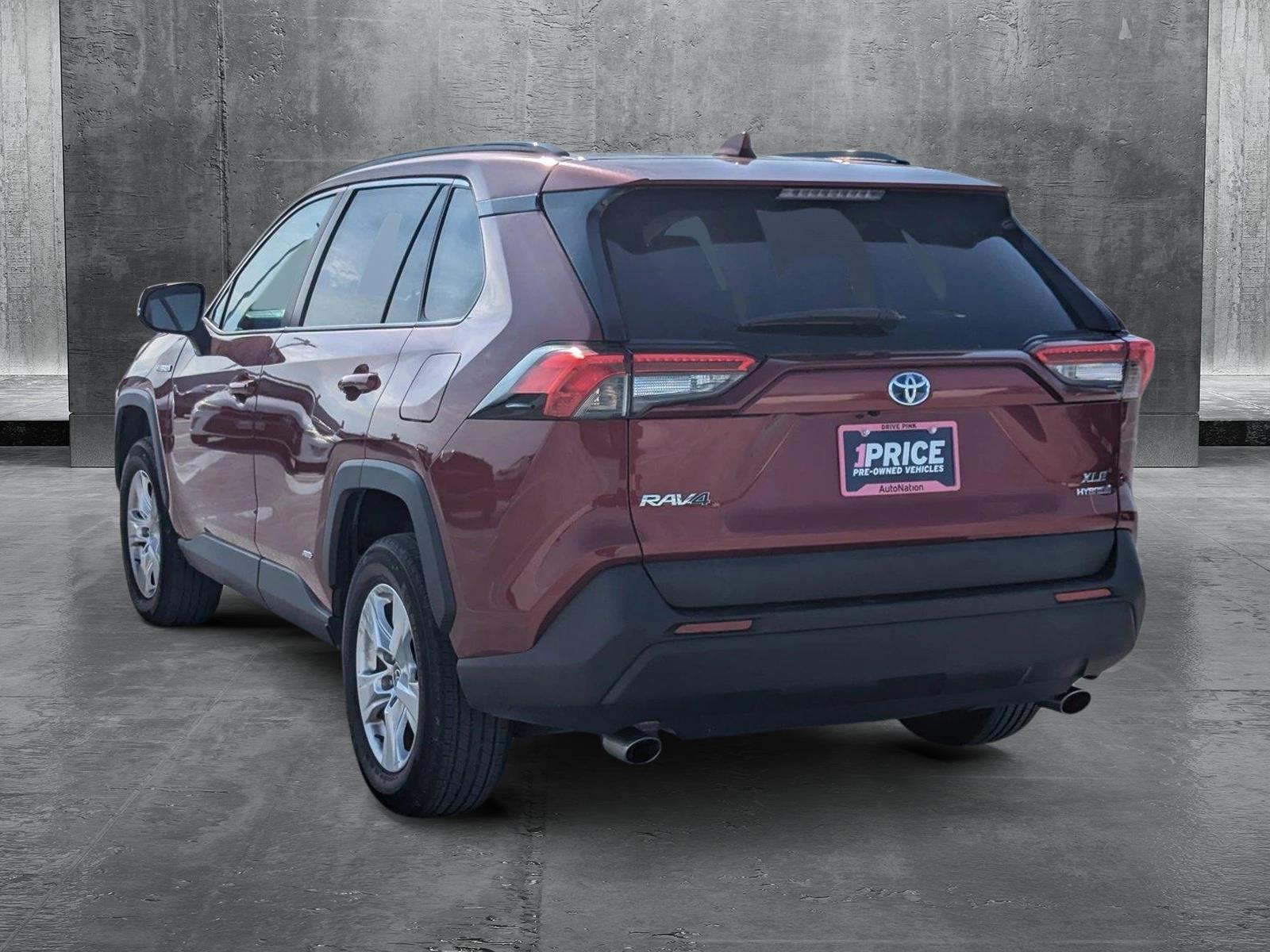 2021 Toyota RAV4 Vehicle Photo in Ft. Myers, FL 33907