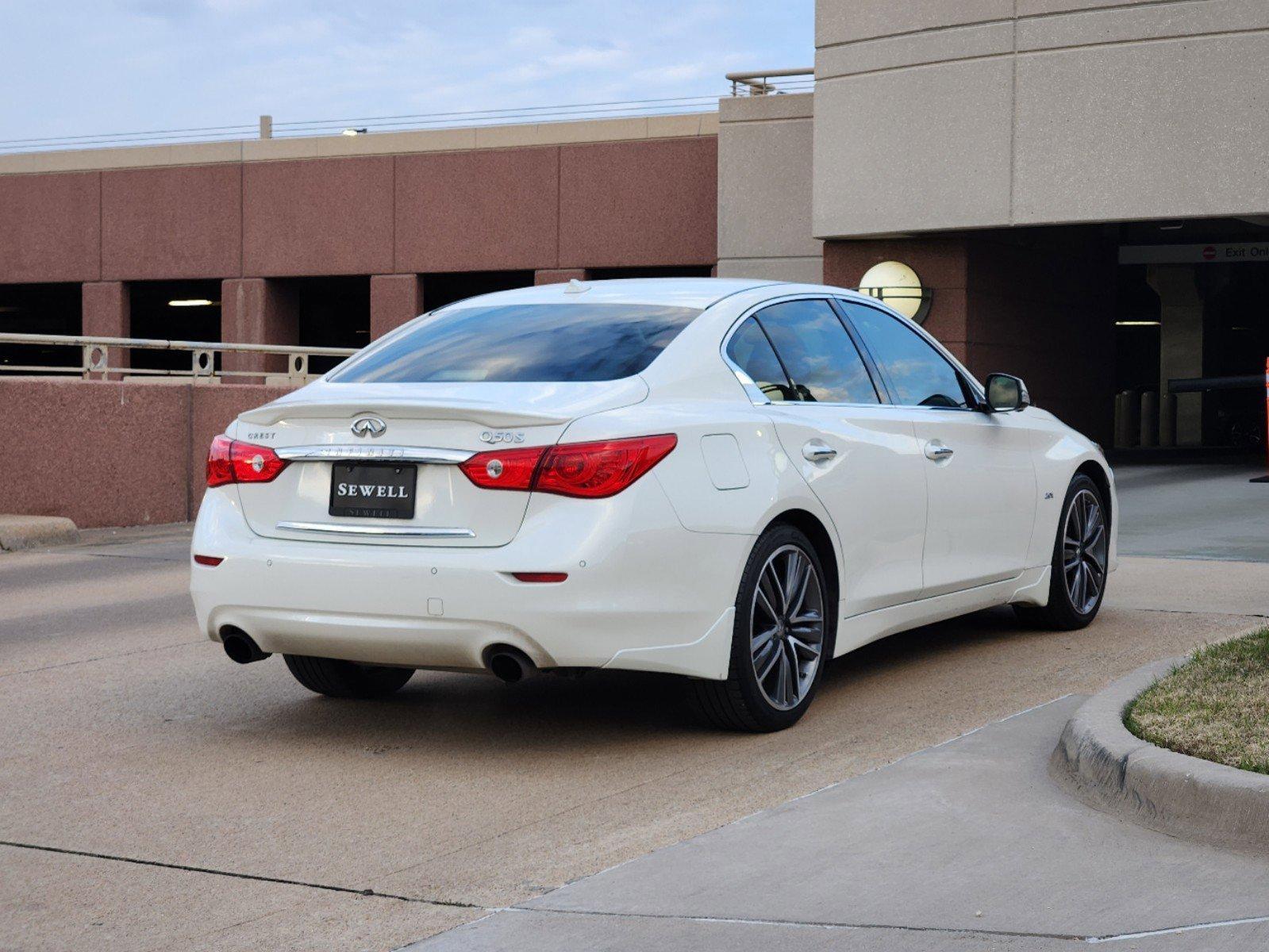 2017 INFINITI Q50 Vehicle Photo in PLANO, TX 75024