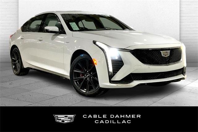 2025 Cadillac CT5-V Vehicle Photo in KANSAS CITY, MO 64114-4545