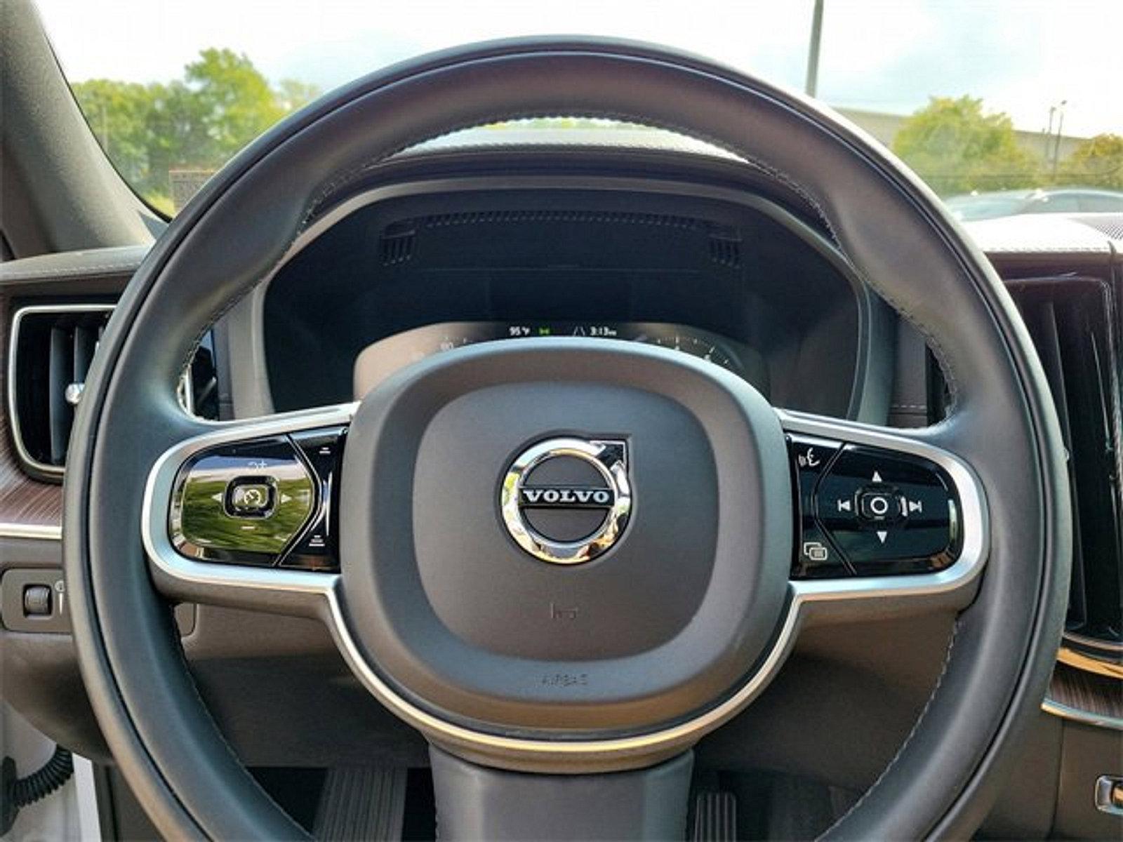 2021 Volvo XC60 Vehicle Photo in Willow Grove, PA 19090