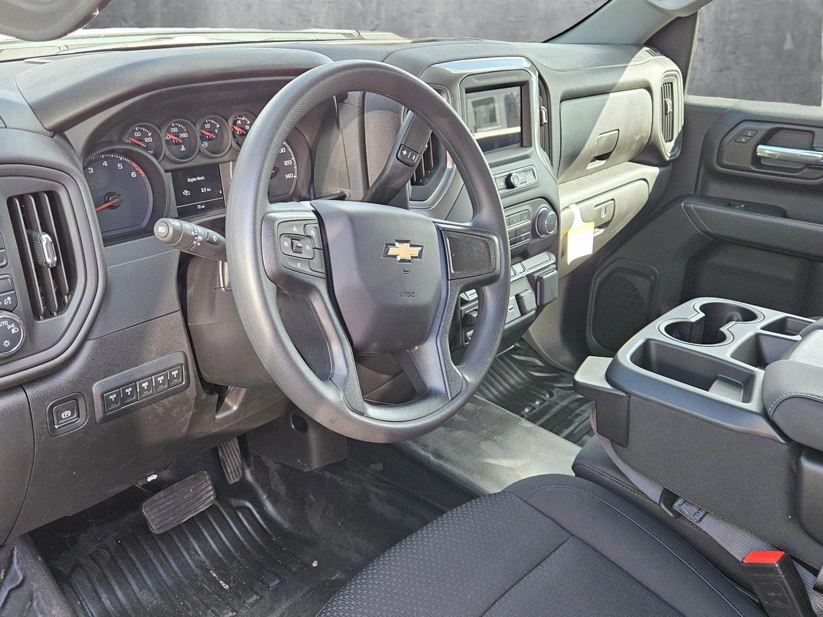 2025 Chevrolet Silverado 2500 HD Vehicle Photo in GREENACRES, FL 33463-3207