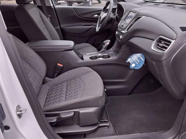 2024 Chevrolet Equinox Vehicle Photo in NEDERLAND, TX 77627-8017