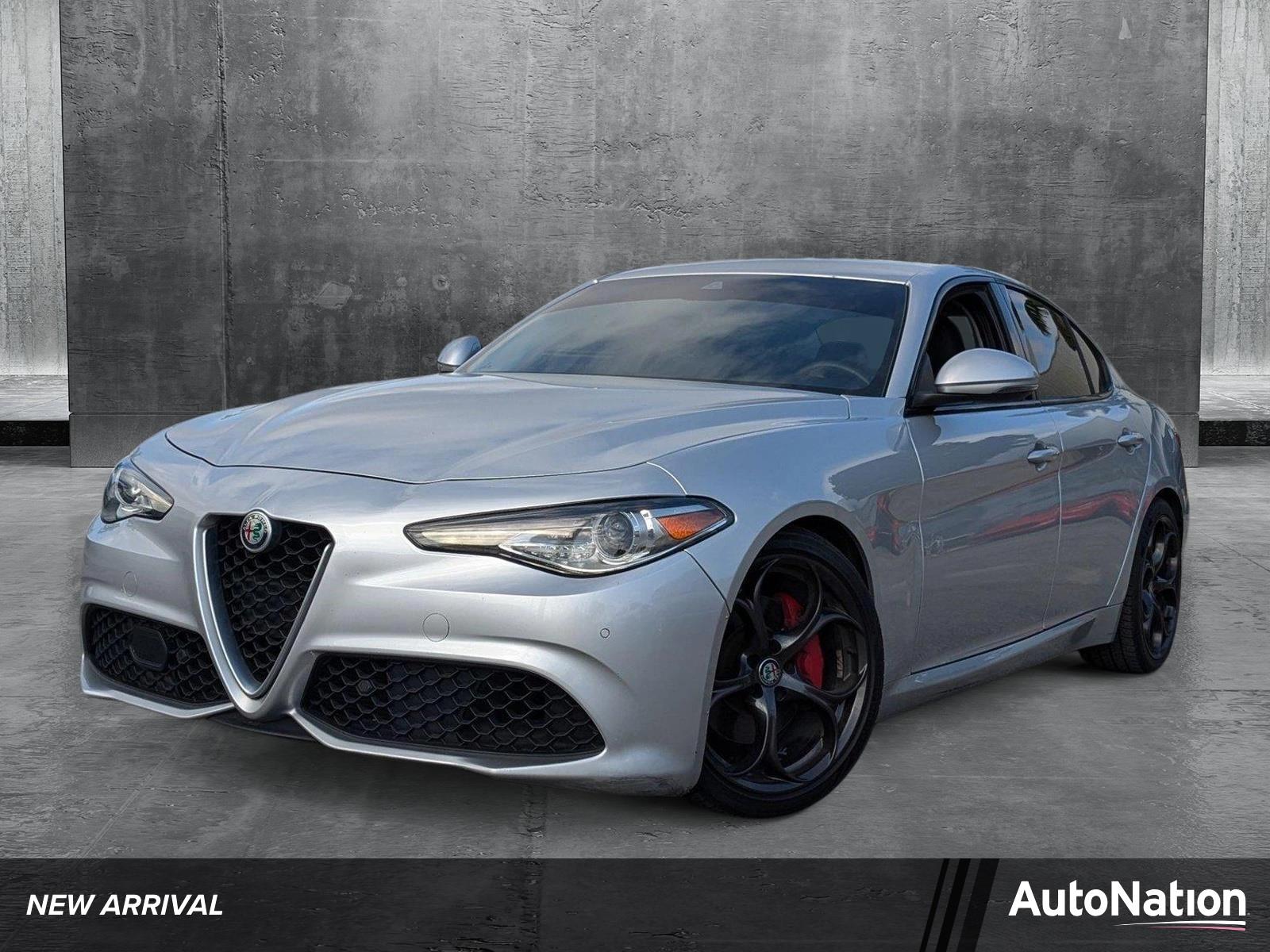 2018 Alfa Romeo Giulia Vehicle Photo in Hollywood, FL 33021