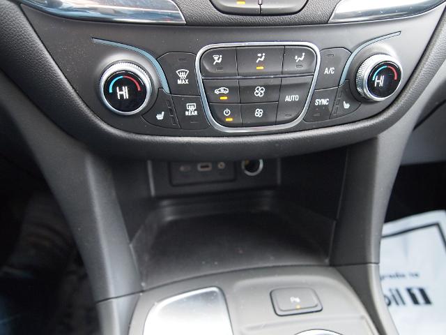 2023 Chevrolet Equinox Vehicle Photo in MADISON, IN 47250-1611