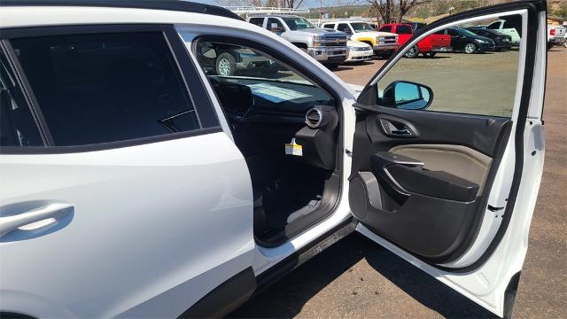 2025 Chevrolet Trax Vehicle Photo in FLAGSTAFF, AZ 86001-6214
