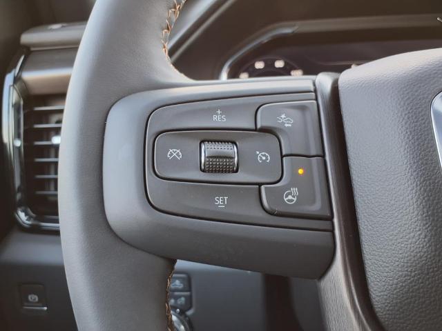 2025 GMC Sierra 2500 HD Vehicle Photo in Denton, TX 76205