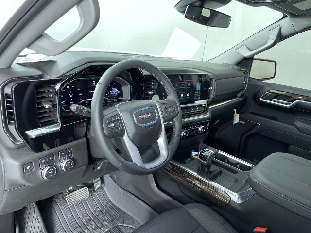2025 GMC Sierra 1500 Vehicle Photo in GILBERT, AZ 85297-0402