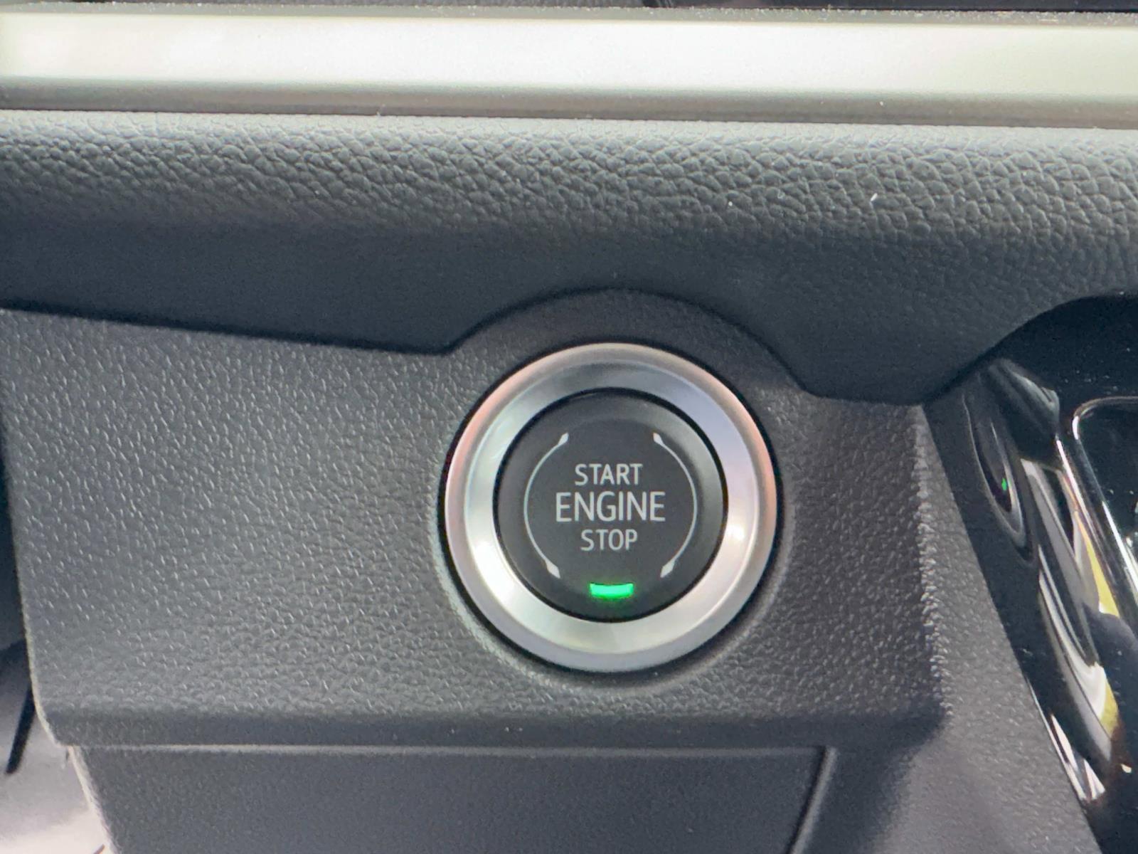2025 Chevrolet Traverse Vehicle Photo in LOS ANGELES, CA 90007-3794