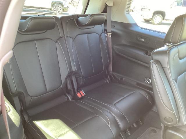 2023 Jeep Grand Cherokee L Vehicle Photo in Gardner, MA 01440