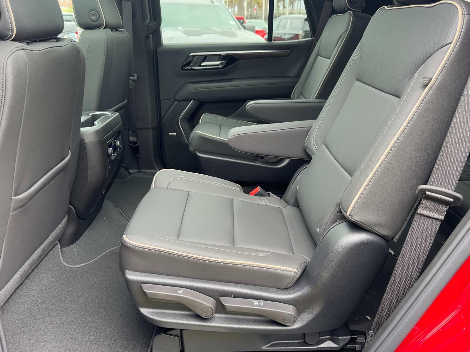 2025 Chevrolet Tahoe Vehicle Photo in LOS ANGELES, CA 90007-3794