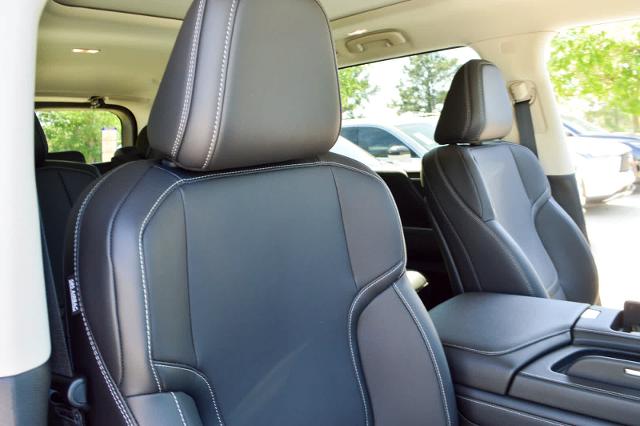 2025 INFINITI QX80 Vehicle Photo in Houston, TX 77090